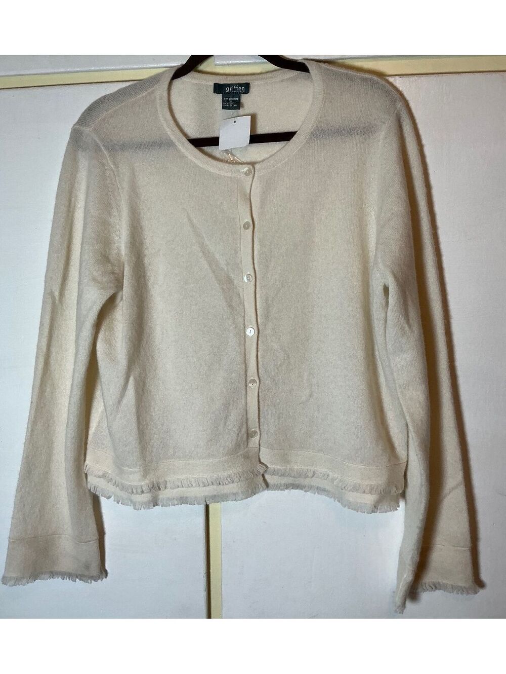 NEW Griffen 100% Cashmere Cream Cardigan Sweater Button Front Crewneck Classic